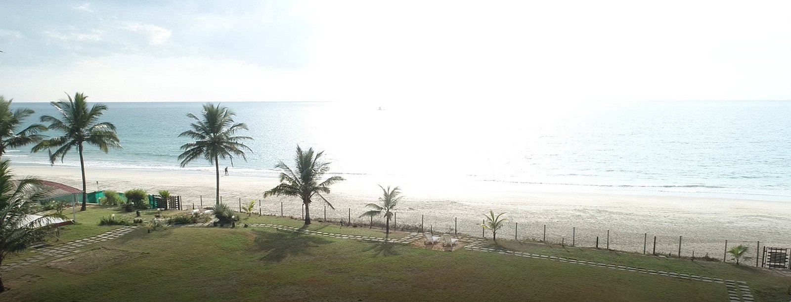 Beach House Goa Sea Lawns